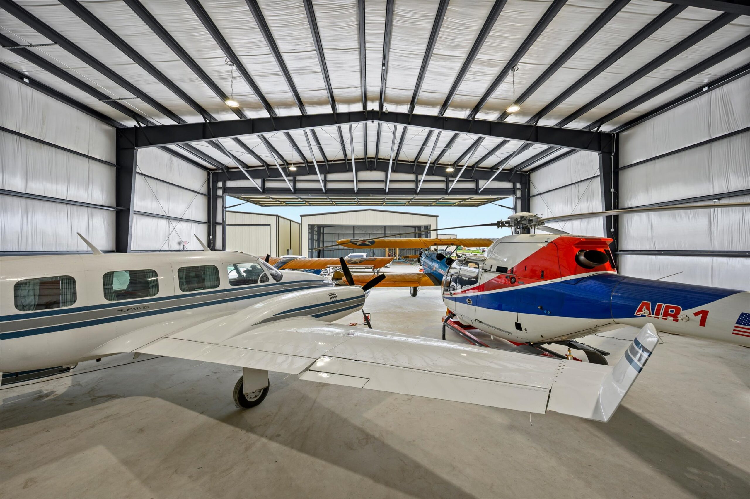 9400 Beagle Lane aviation hangar lot at Aero Country East